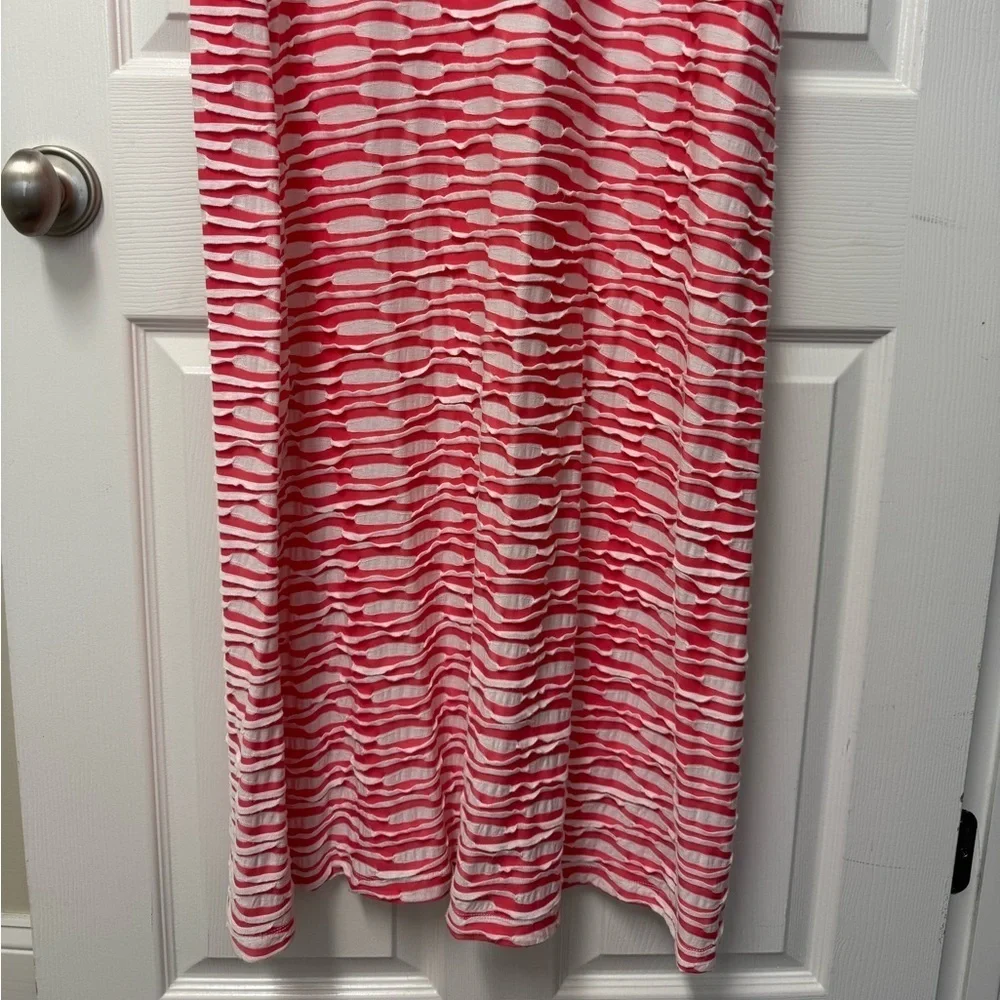 Beige by Eci Women’s Coral and White Textured Knit Lined Maxi Dress Size M - Picture 3 of 11